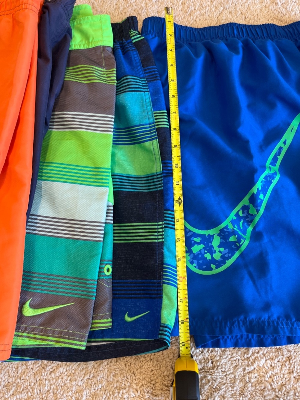 Swim trunks/board shorts & swim shirt - Picture 2 of 3